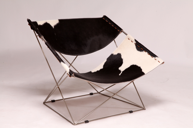 Model F675 butterfly lounge chair by Pierre Paulin