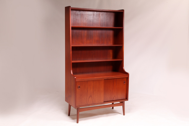 Bookshelf with cabinet in teak by Johannes Sorth