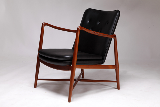 BO59 fireplace chair in teak by Finn Juhl