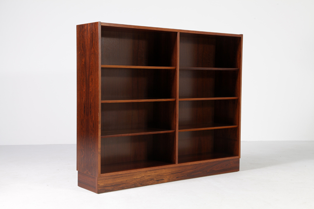 Bookcase in rosewood by Poul Hundevad