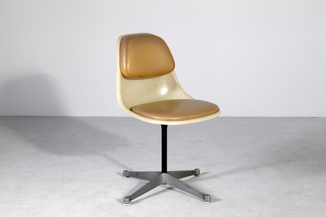 Model PSC-4 by Charles and Ray Eames