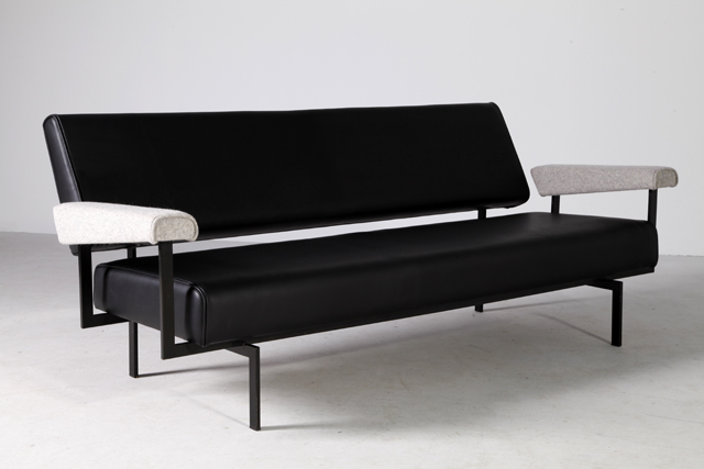 Model MM07  Japanese series sofa by Cees Braakman