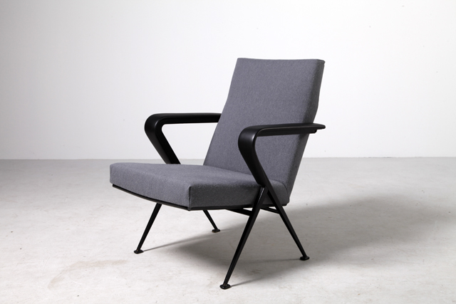 Repose Easy Chair by Friso Kramer