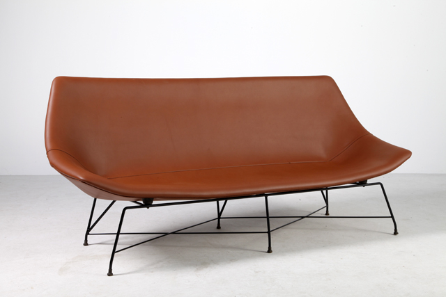 Kosmos sofa by Augusto Bozzi