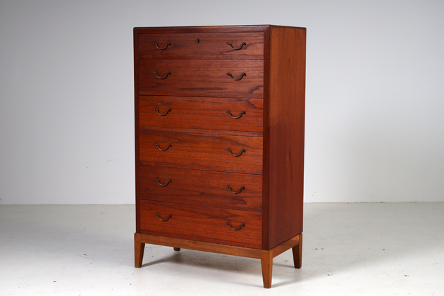 Danish Chest of Drawers in teak with brass handles